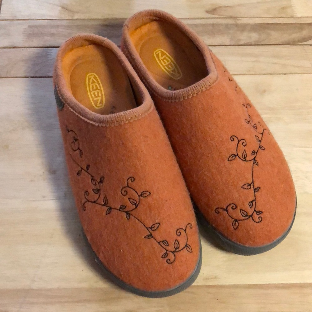 keen slide on clogs